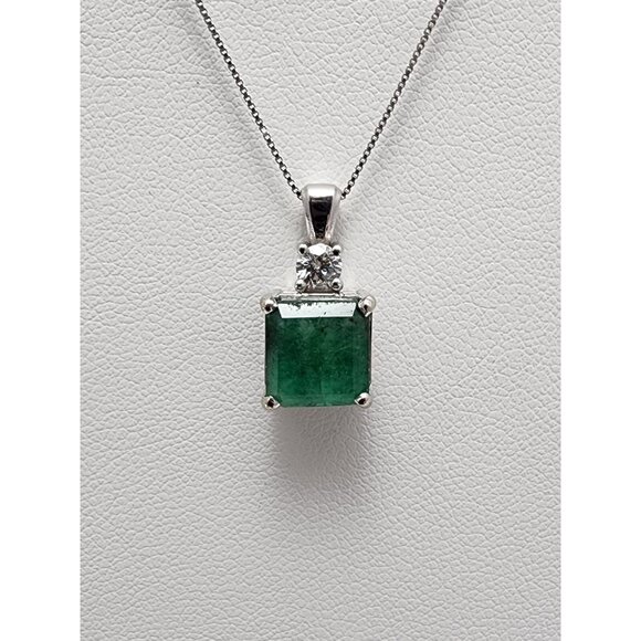Unique 14K Solid White Gold Designer Emerald & Diamond Box Link Chain Necklace